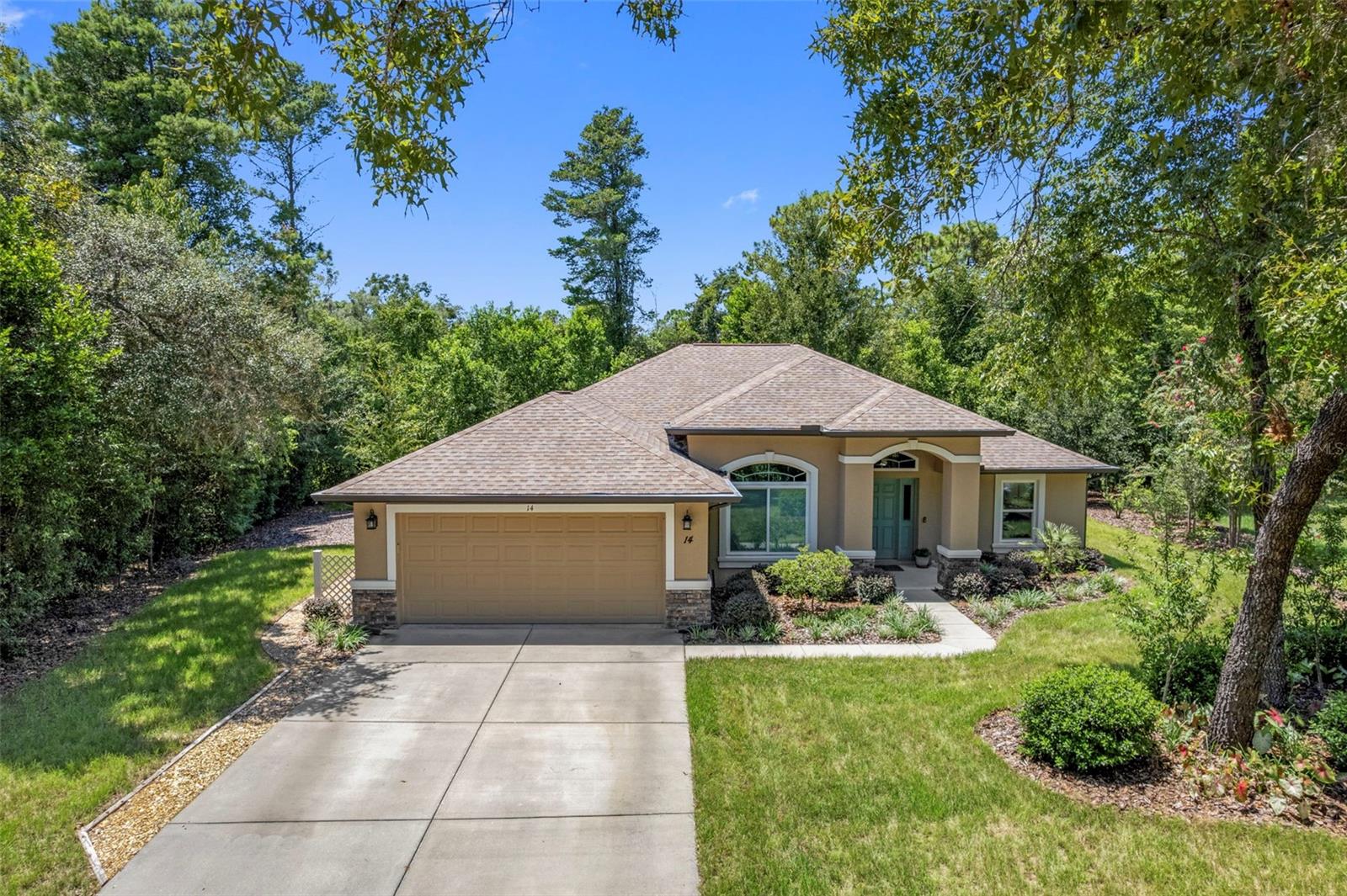14 REDBAY COURT E