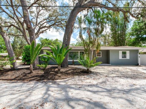 623 15TH AVENUE NW LARGO FL 33770