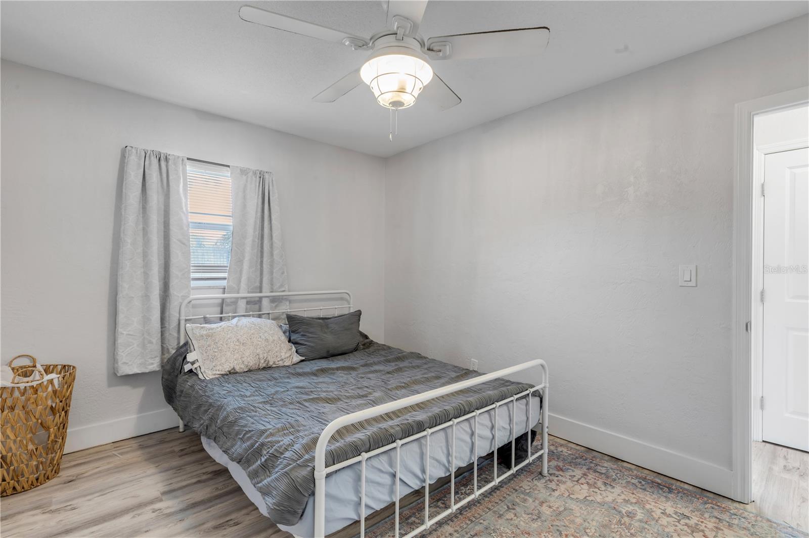 COOPER - Residential