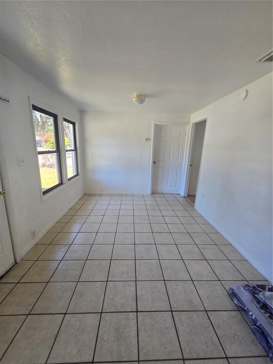 1835 WILTON AVENUE A&B