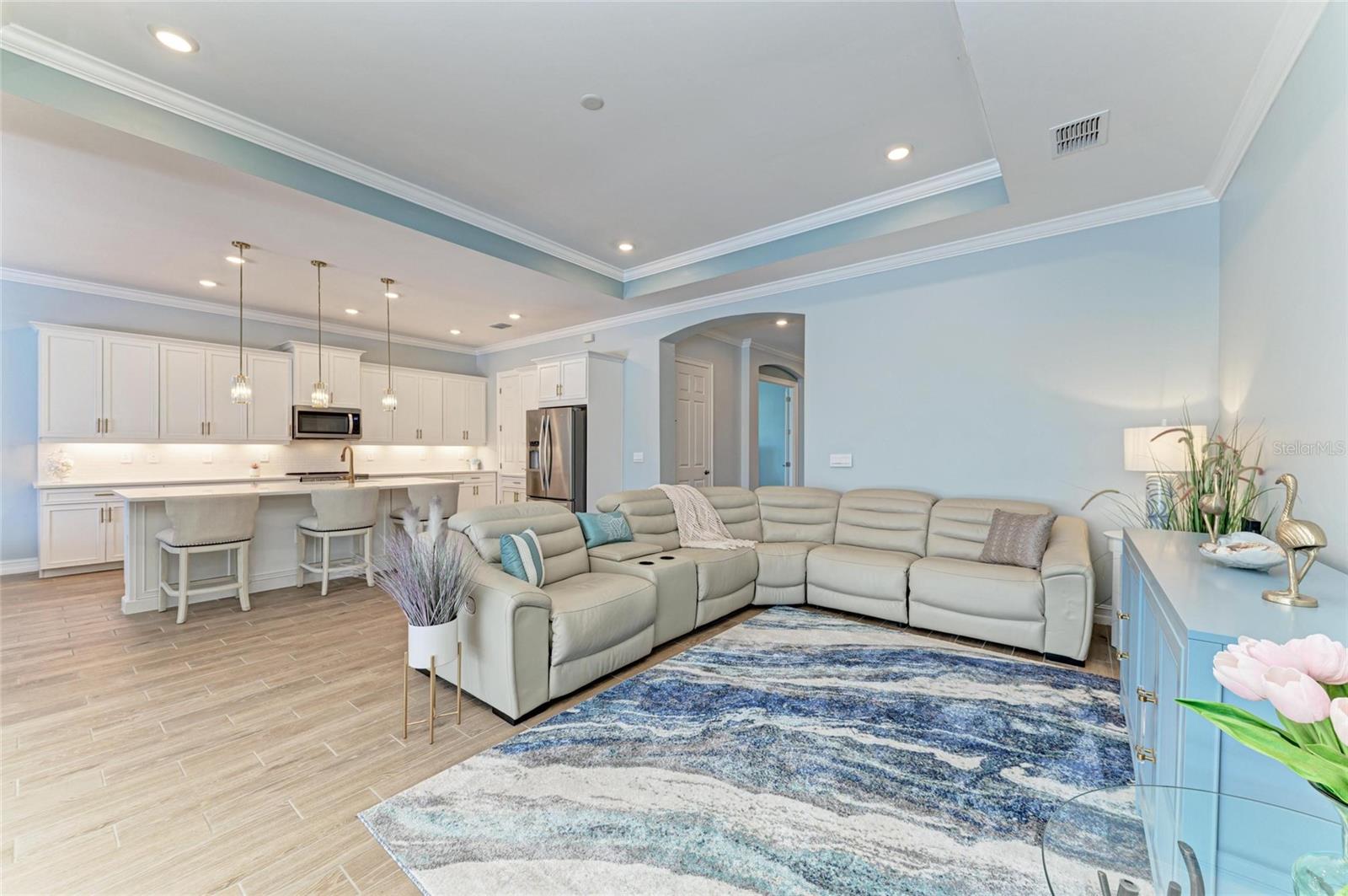 TOSCANA ISLES - Residential