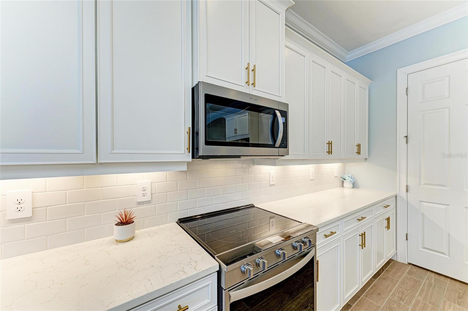 TOSCANA ISLES - Residential