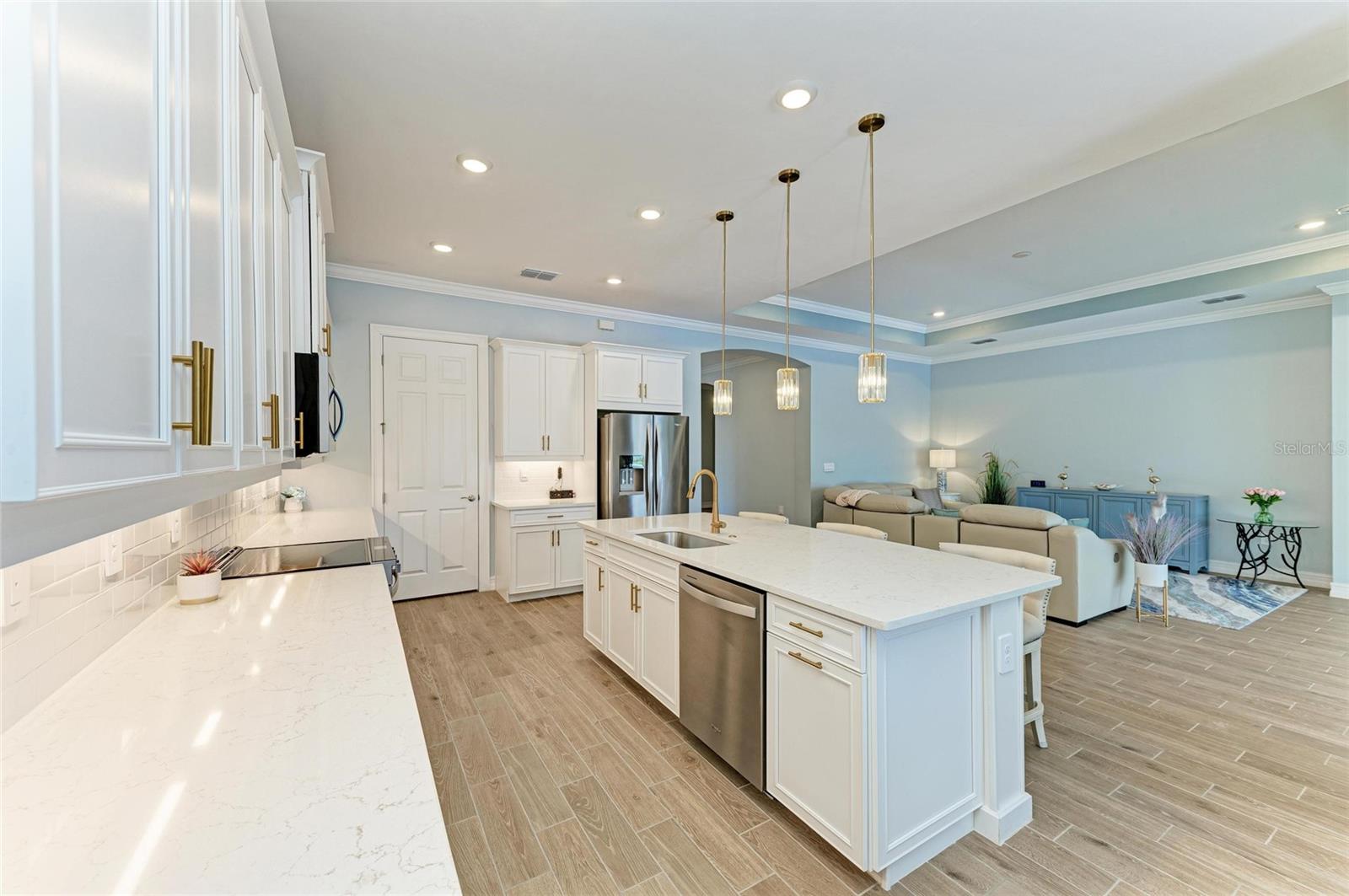 TOSCANA ISLES - Residential