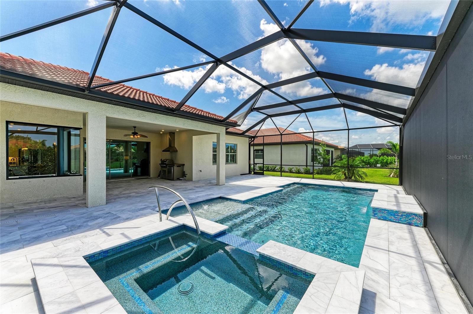 TOSCANA ISLES - Residential