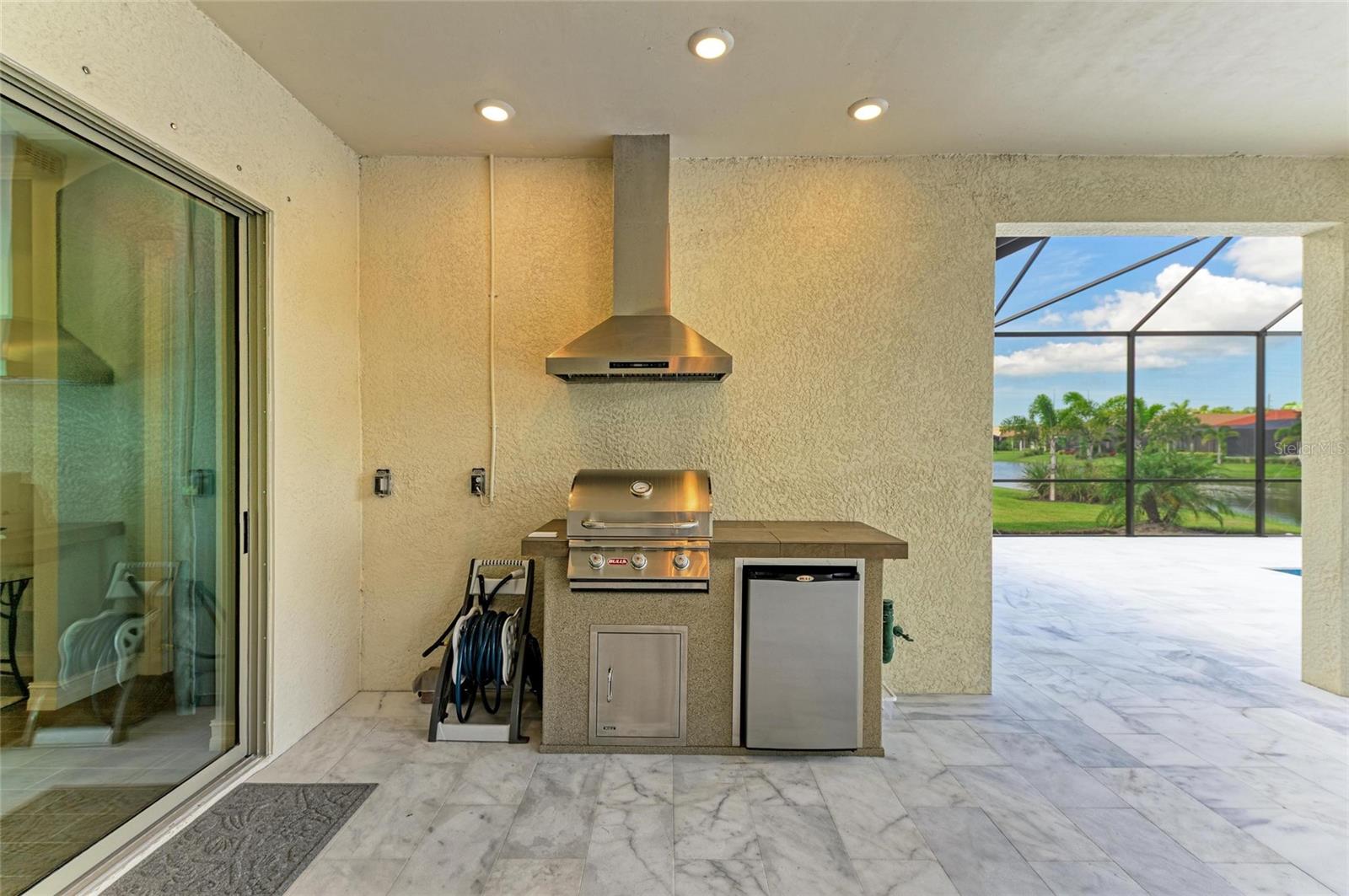 TOSCANA ISLES - Residential