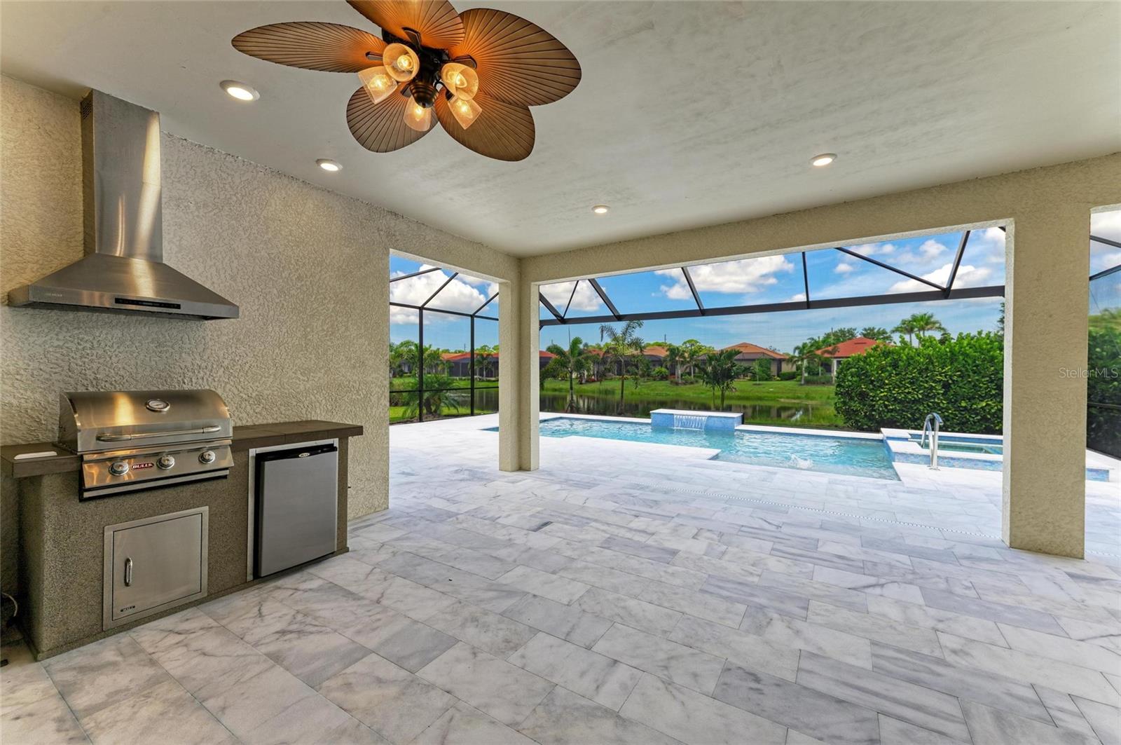 TOSCANA ISLES - Residential