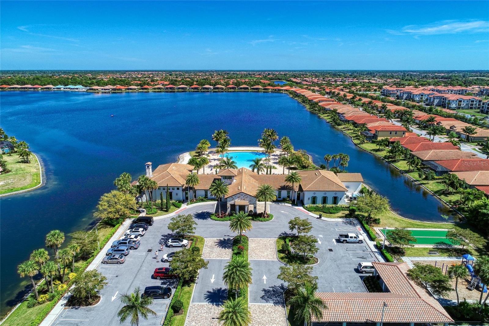 TOSCANA ISLES - Residential