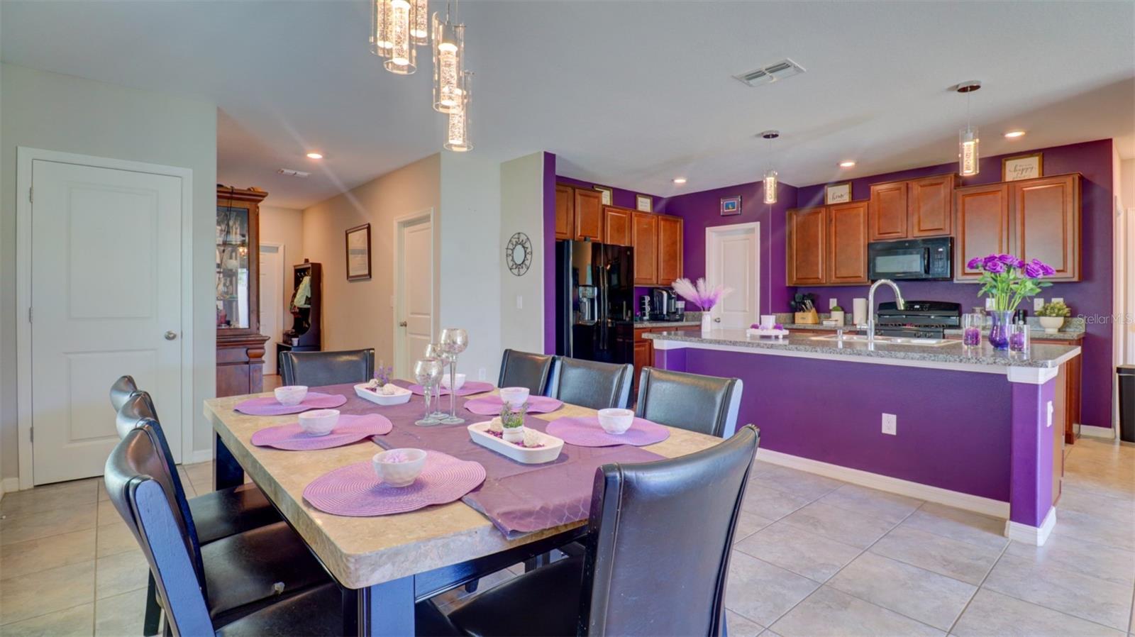 BELMONT SOUTH PH 2D & PASEO AL - Residential