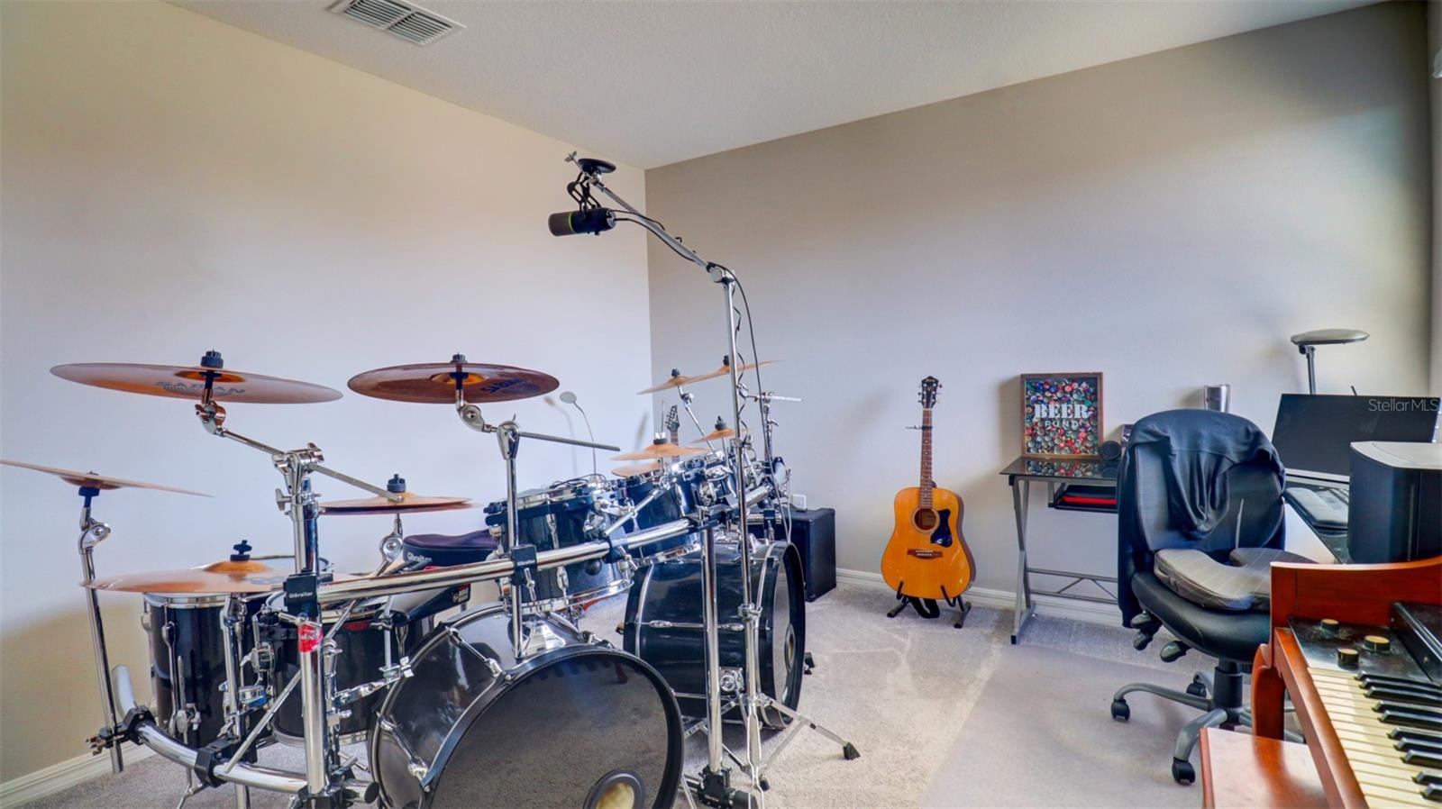 BELMONT SOUTH PH 2D & PASEO AL - Residential