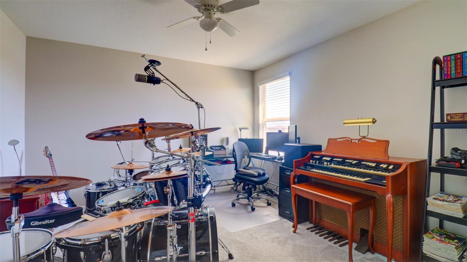 BELMONT SOUTH PH 2D & PASEO AL - Residential