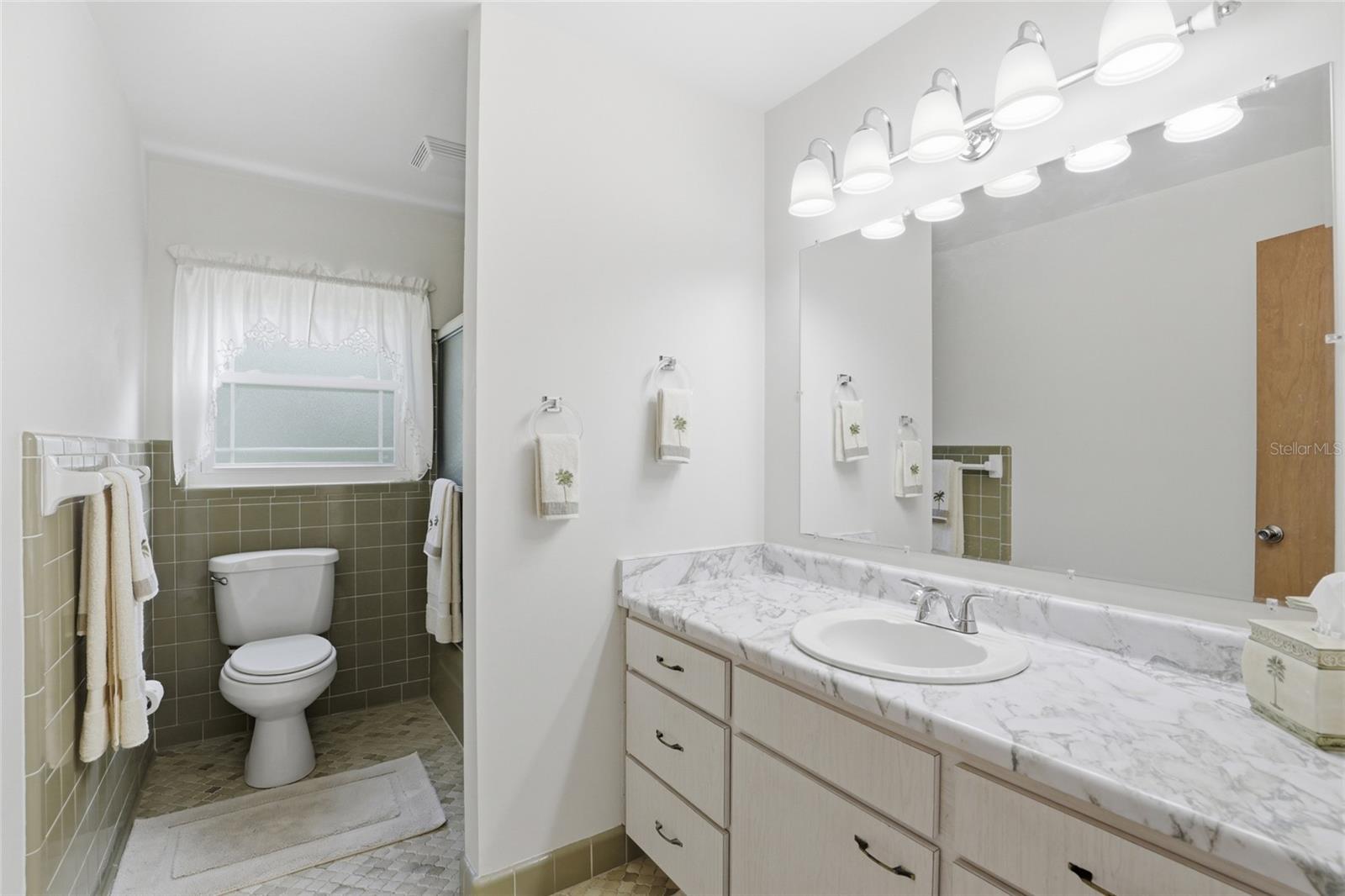 EDGEWOOD HILLS - Residential