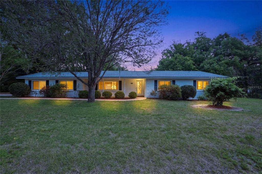 Photo of 2921 NW 31 Terrace, Gainesville, FL 32605 (MLS # GC539166)