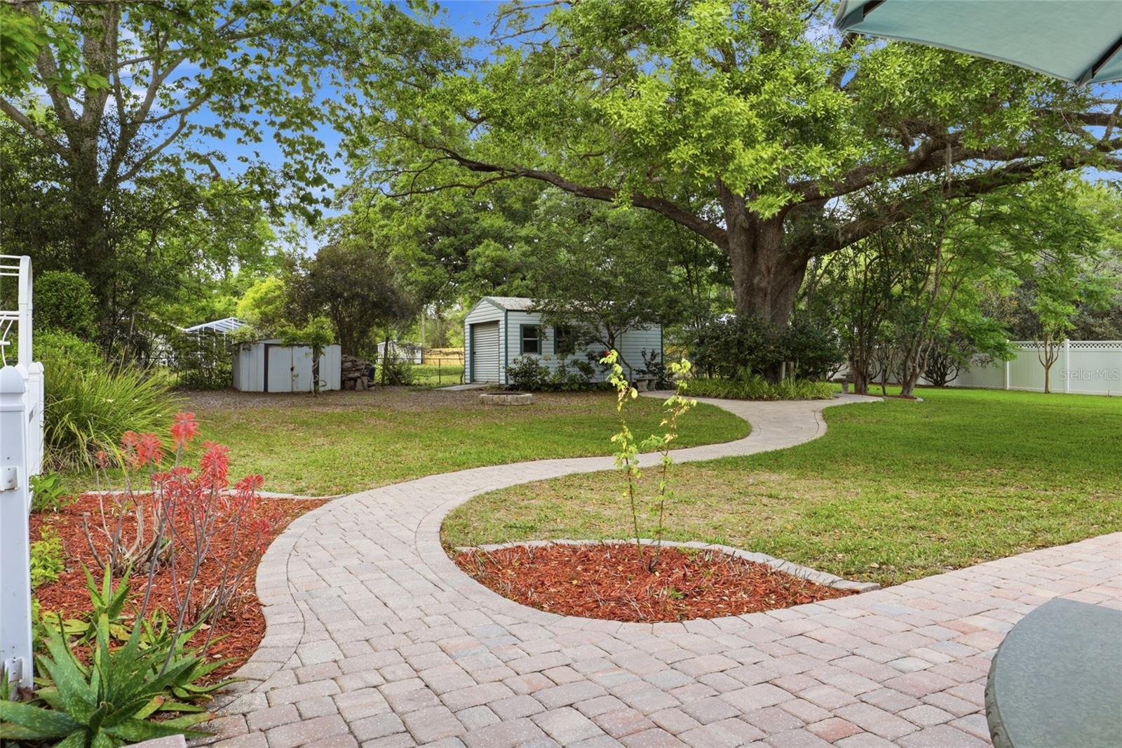 EDGEWOOD HILLS - Residential