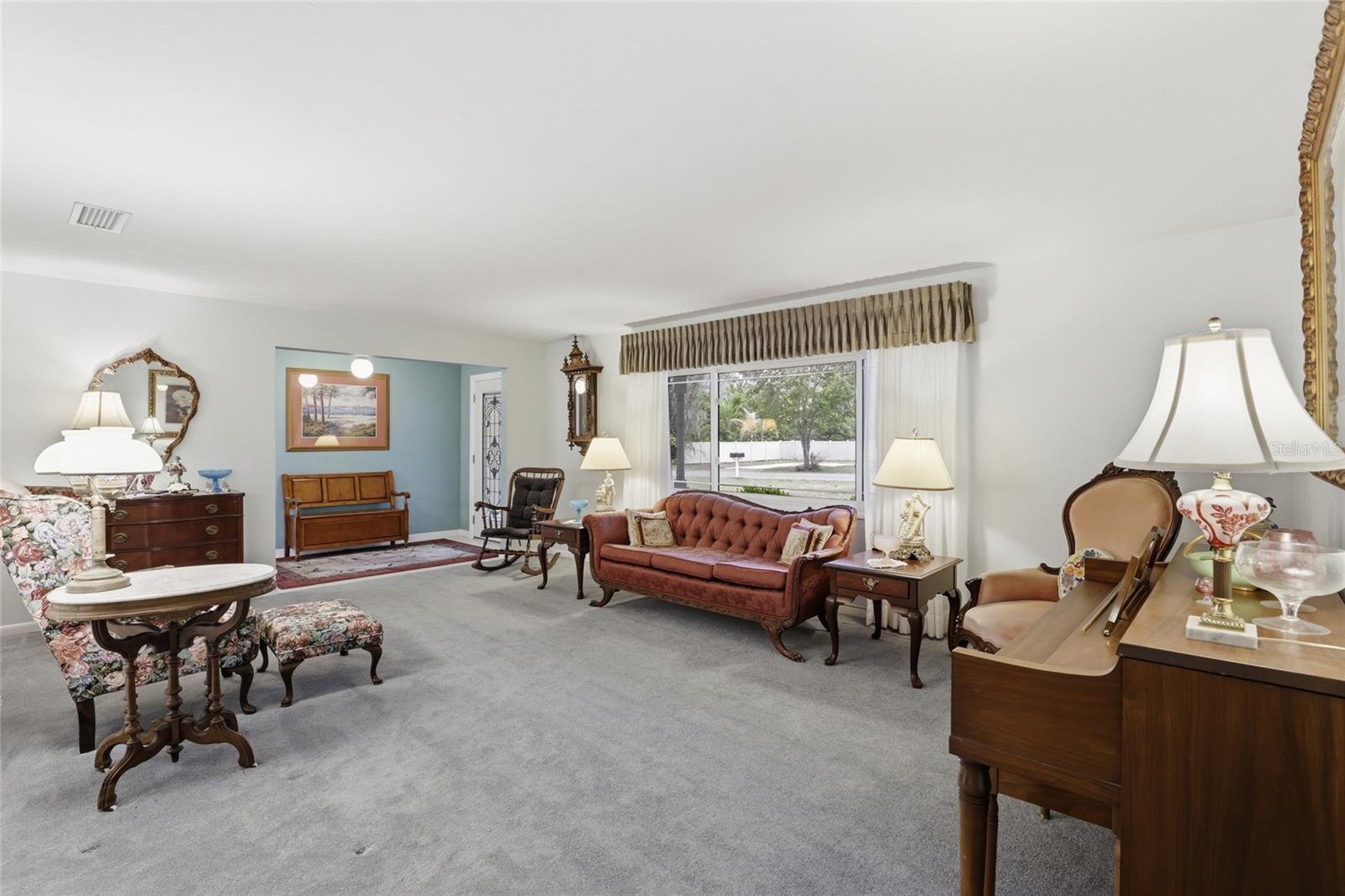 EDGEWOOD HILLS - Residential