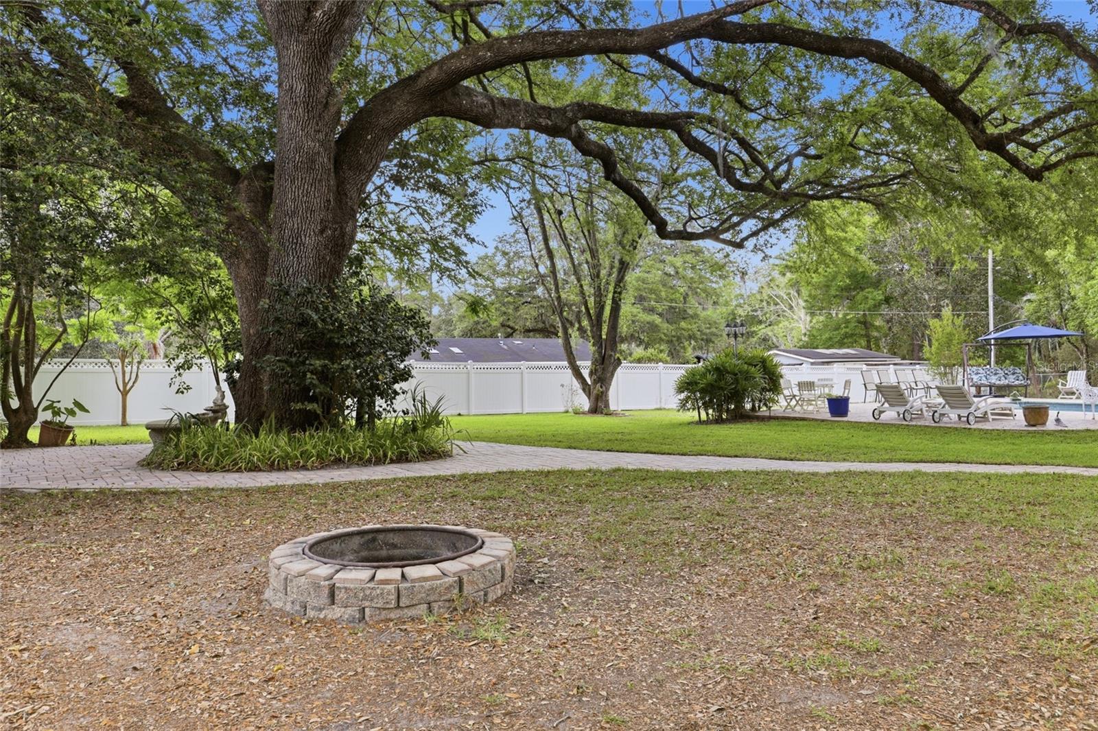 EDGEWOOD HILLS - Residential