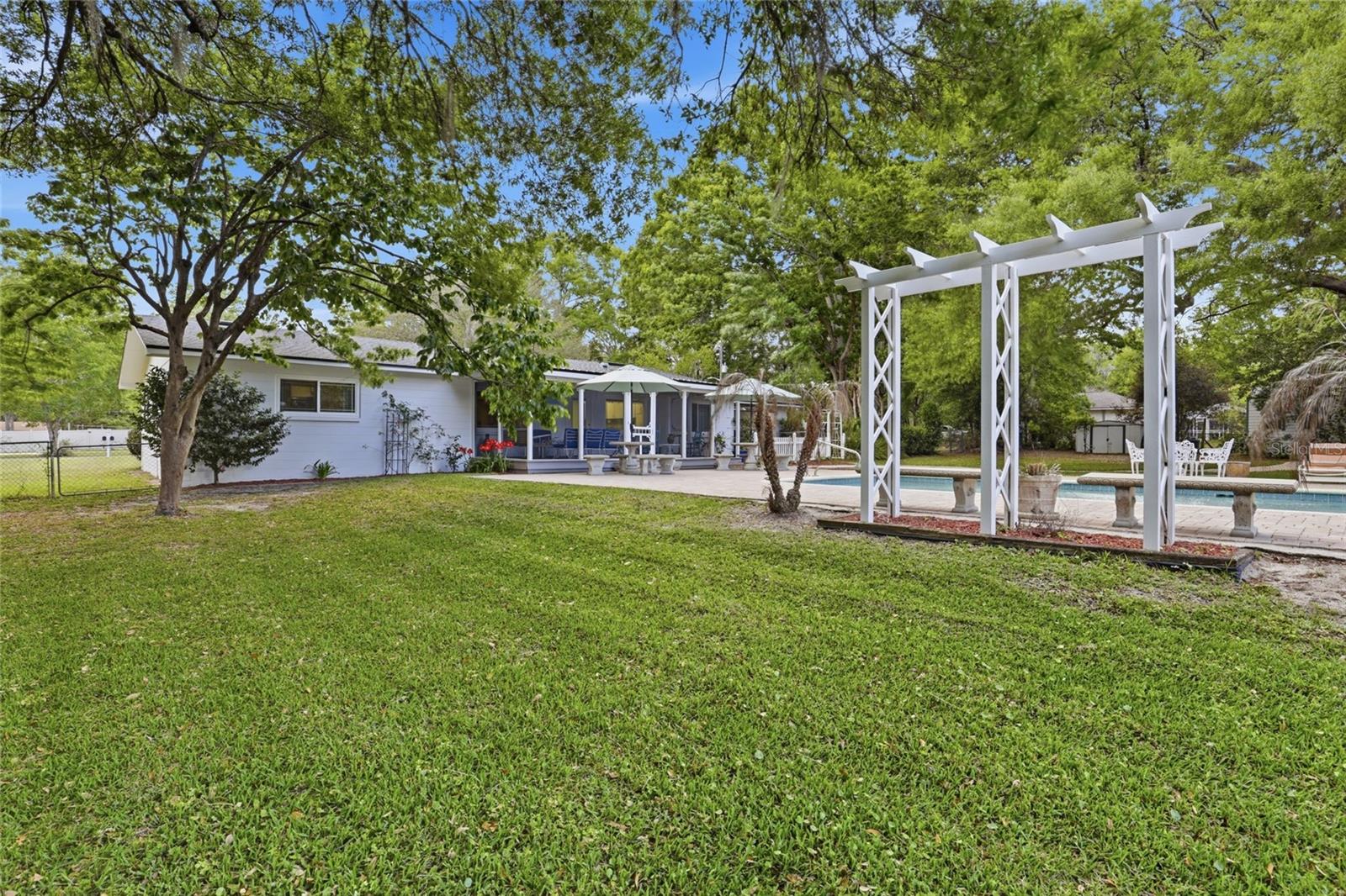 EDGEWOOD HILLS - Residential