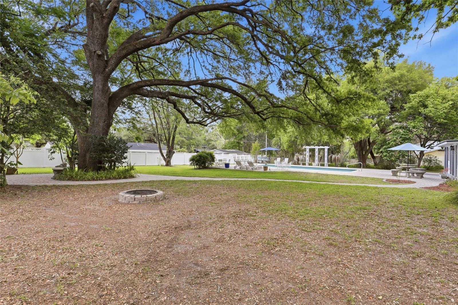 EDGEWOOD HILLS - Residential