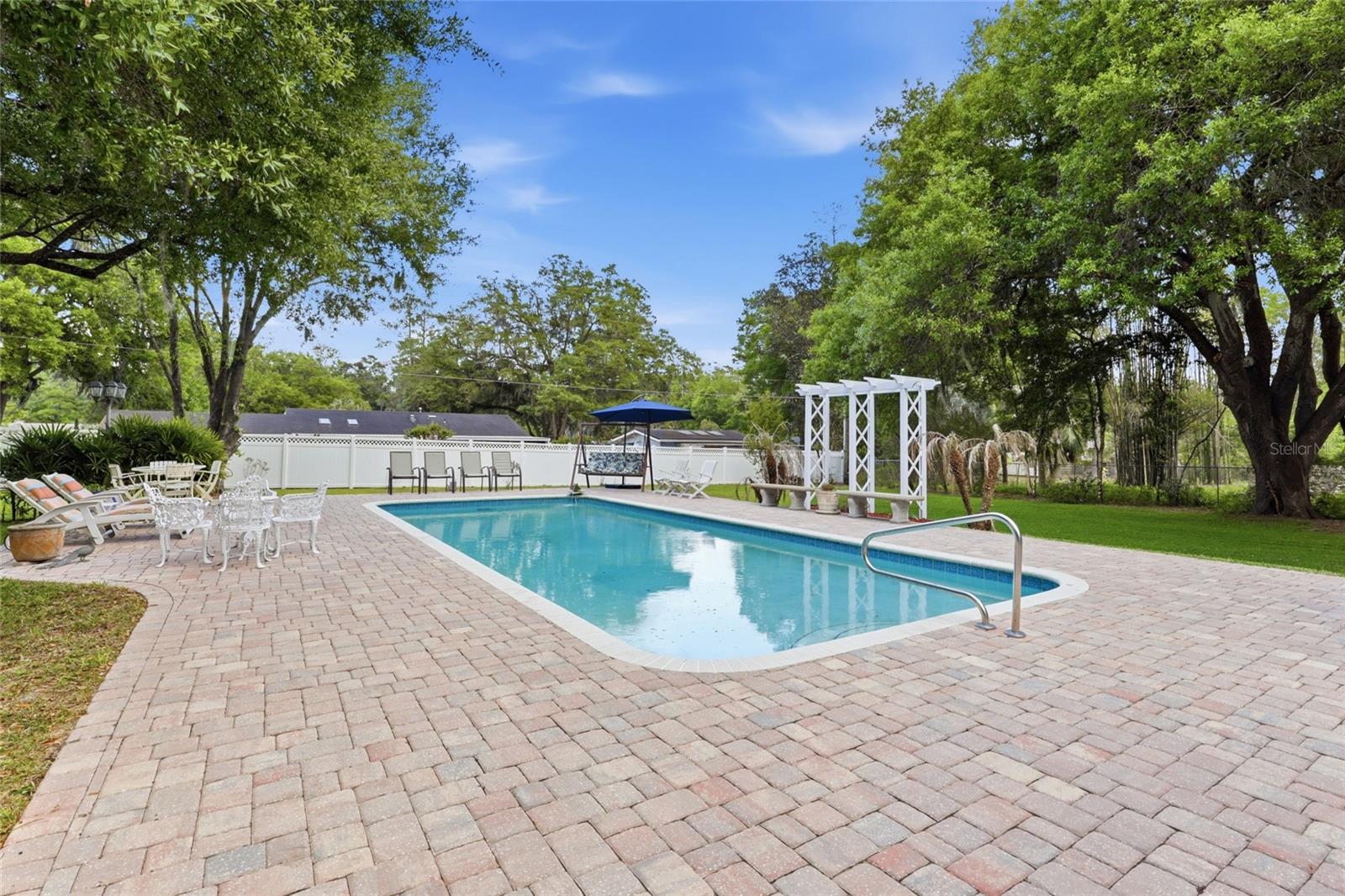 EDGEWOOD HILLS - Residential