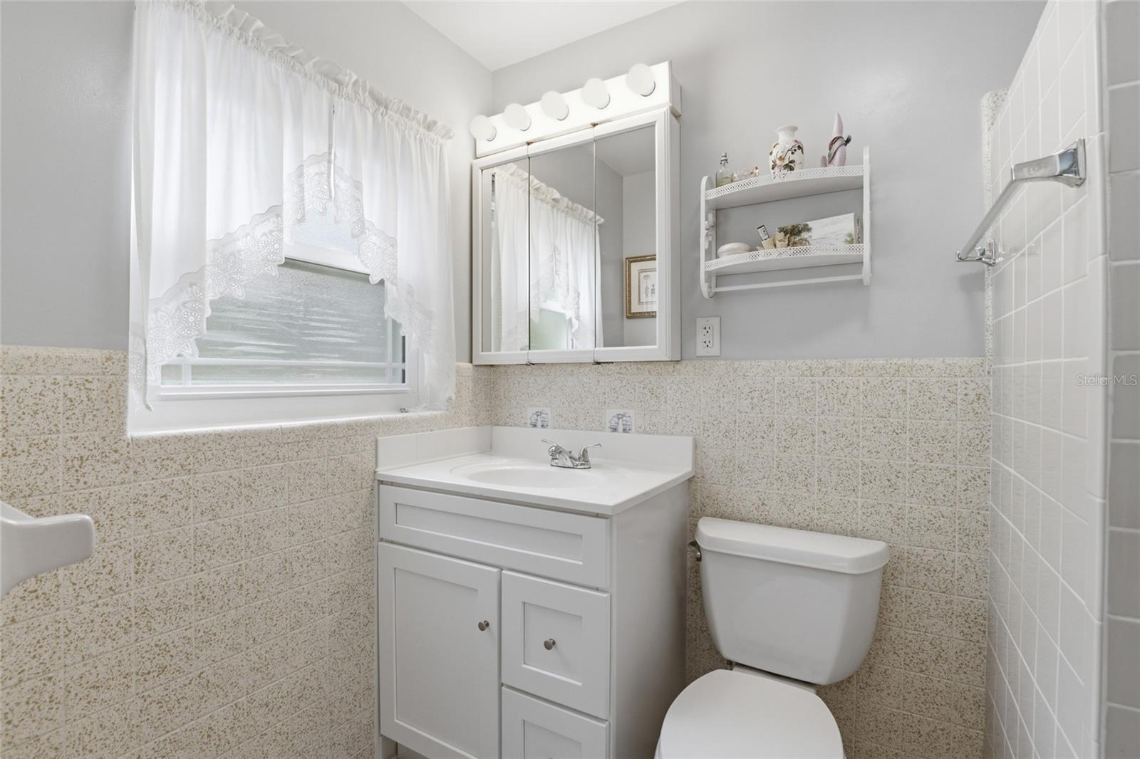 EDGEWOOD HILLS - Residential