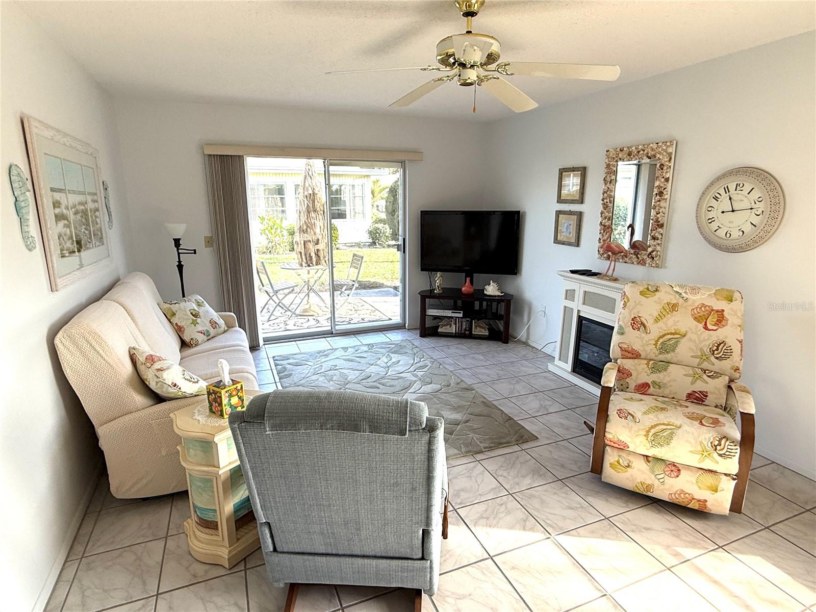 DESOTO SQUARE VILLAS PH I - Residential