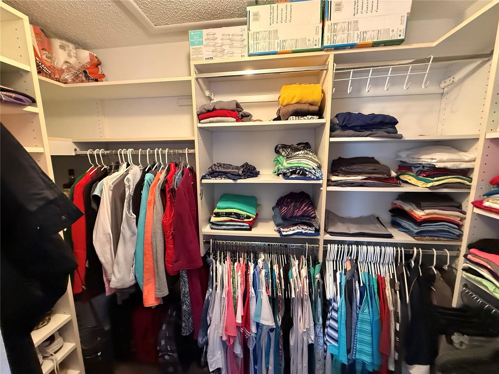 DESOTO SQUARE VILLAS PH I - Residential