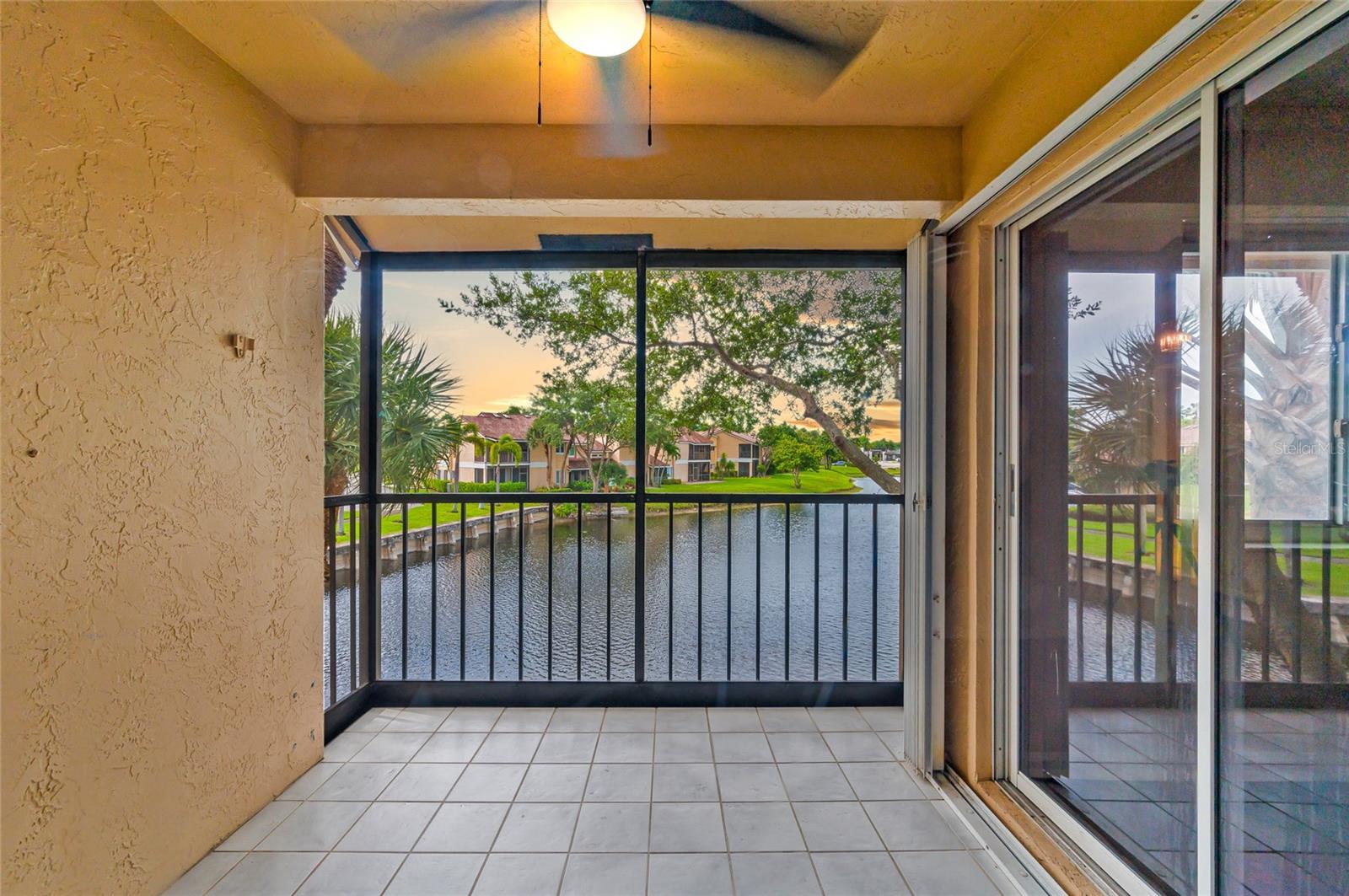 Photo 18 of 29 of 23085 AQUA VIEW 3 townhome