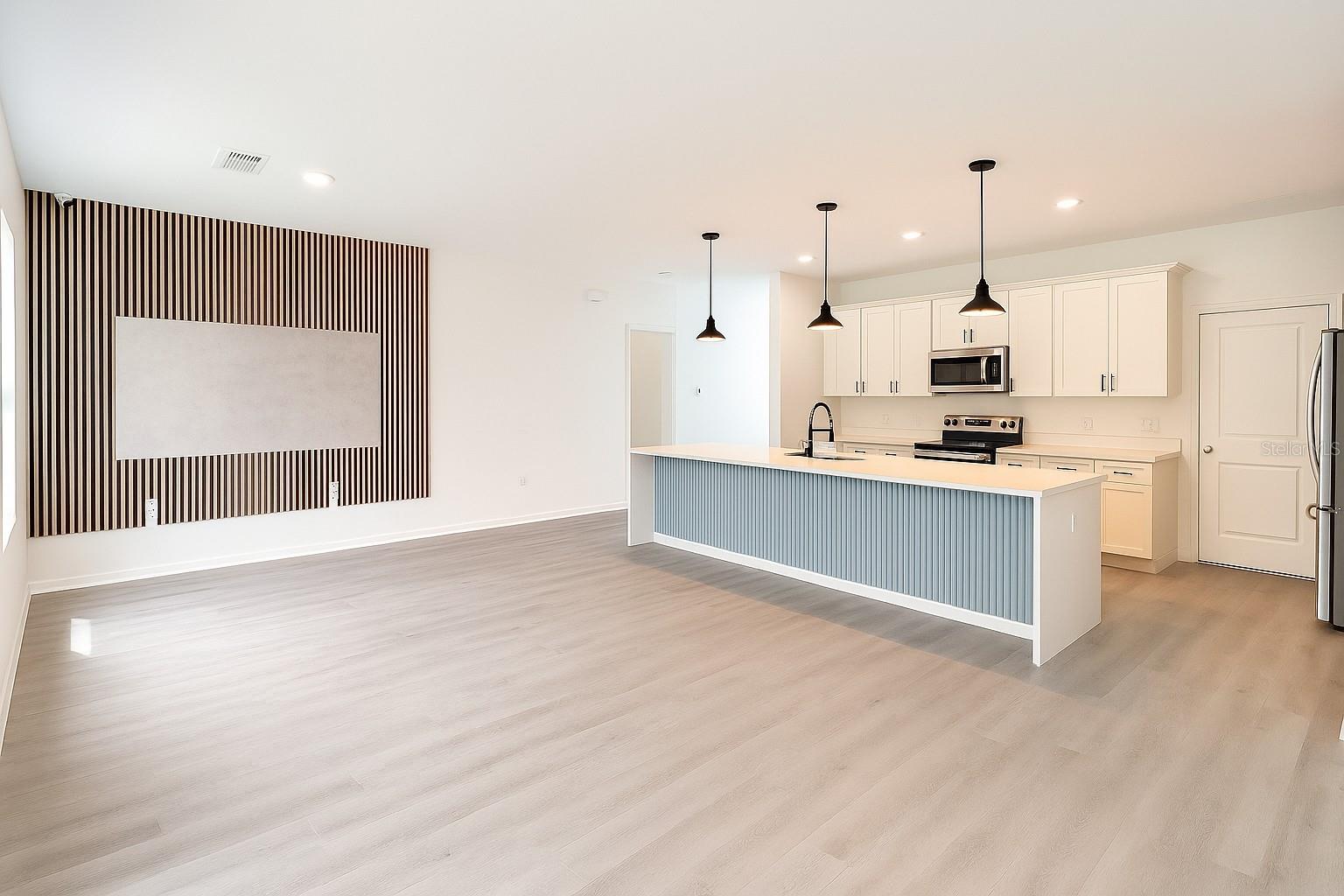 313 BASS COURT