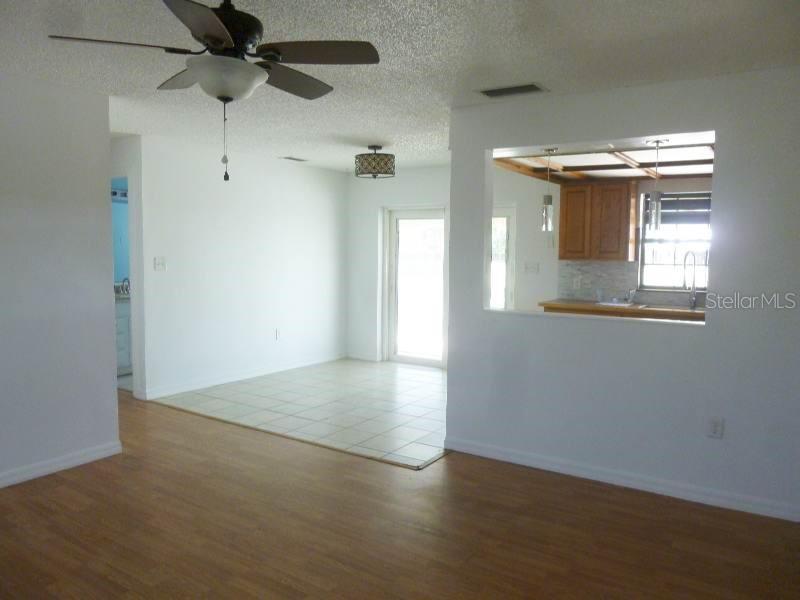 509 WALTER AVENUE