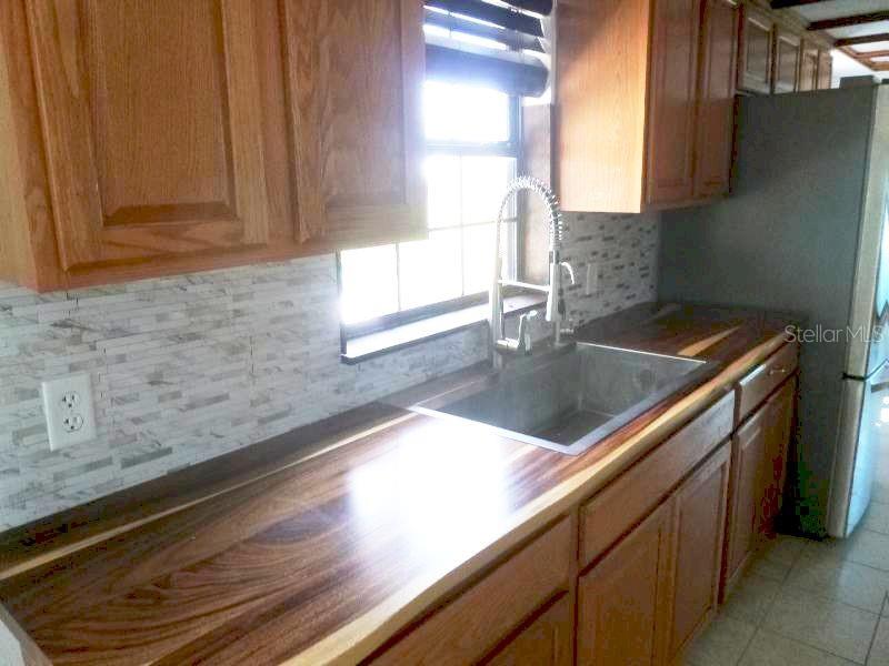 SUN RAY HOMES - Residential