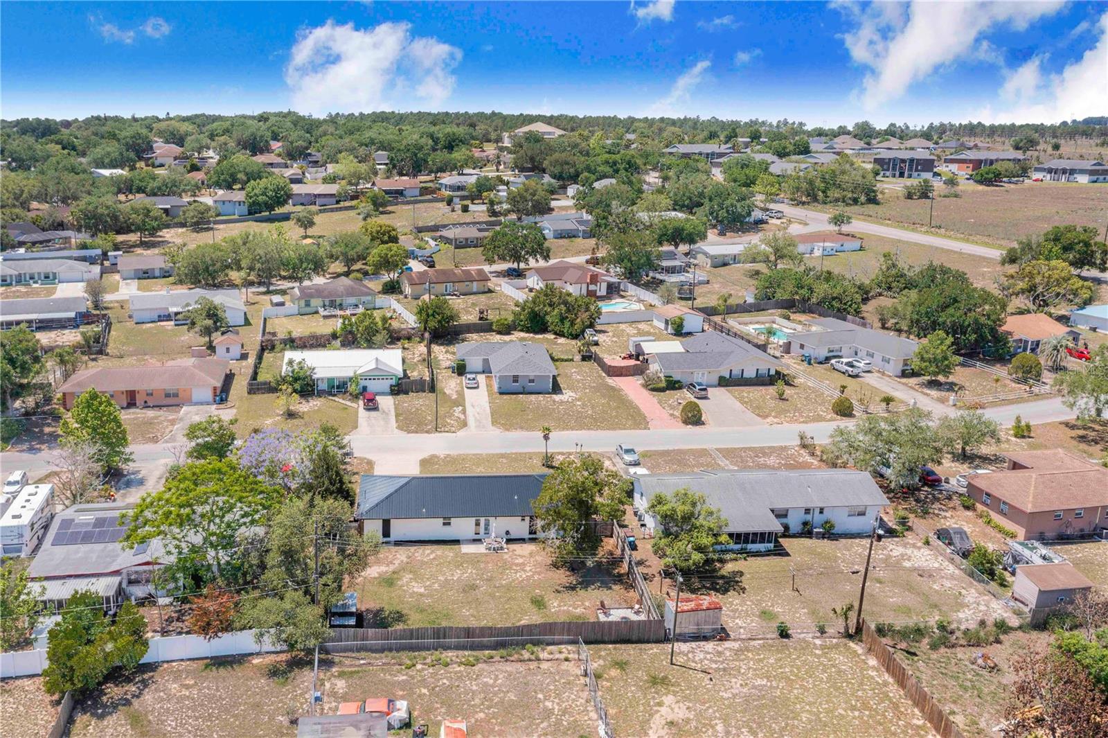 WOODLAND HILLS - Residential