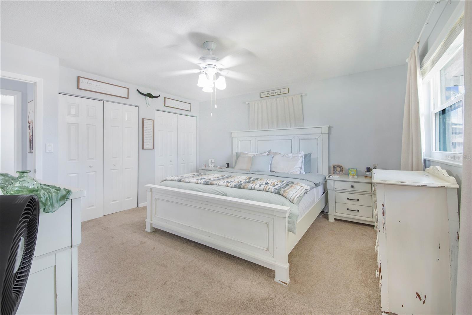 WOODLAND HILLS - Residential