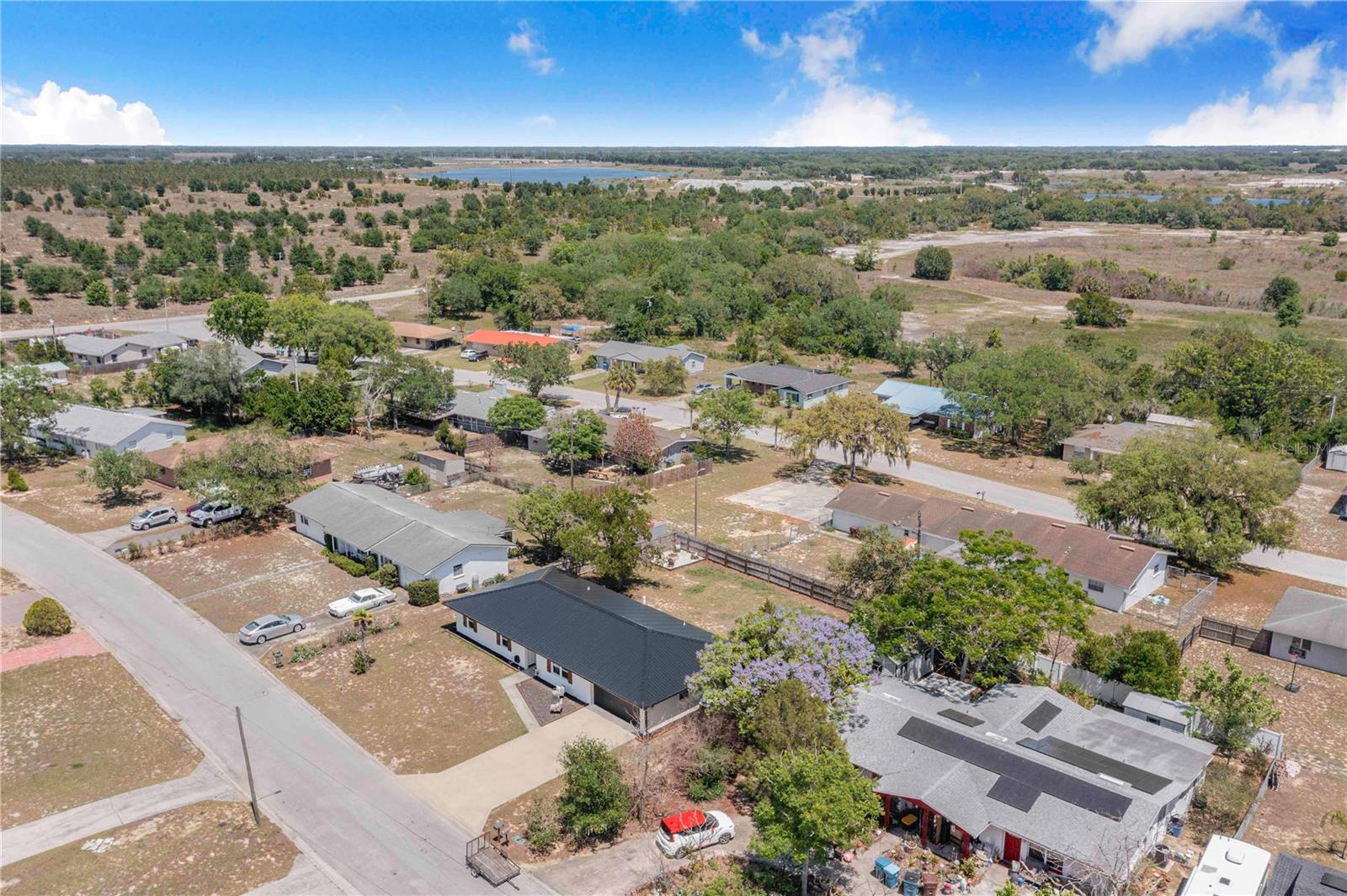 WOODLAND HILLS - Residential