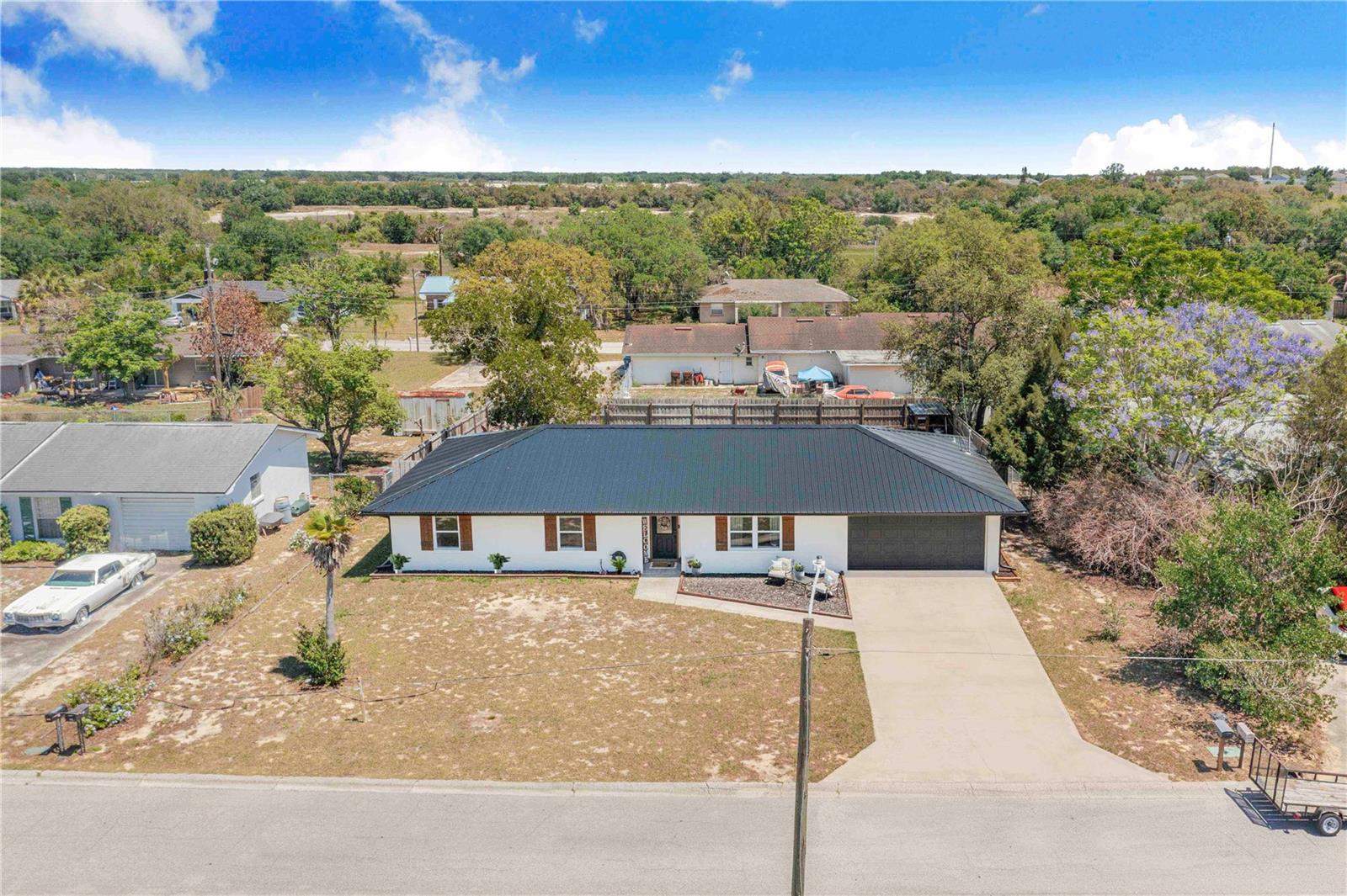 WOODLAND HILLS - Residential