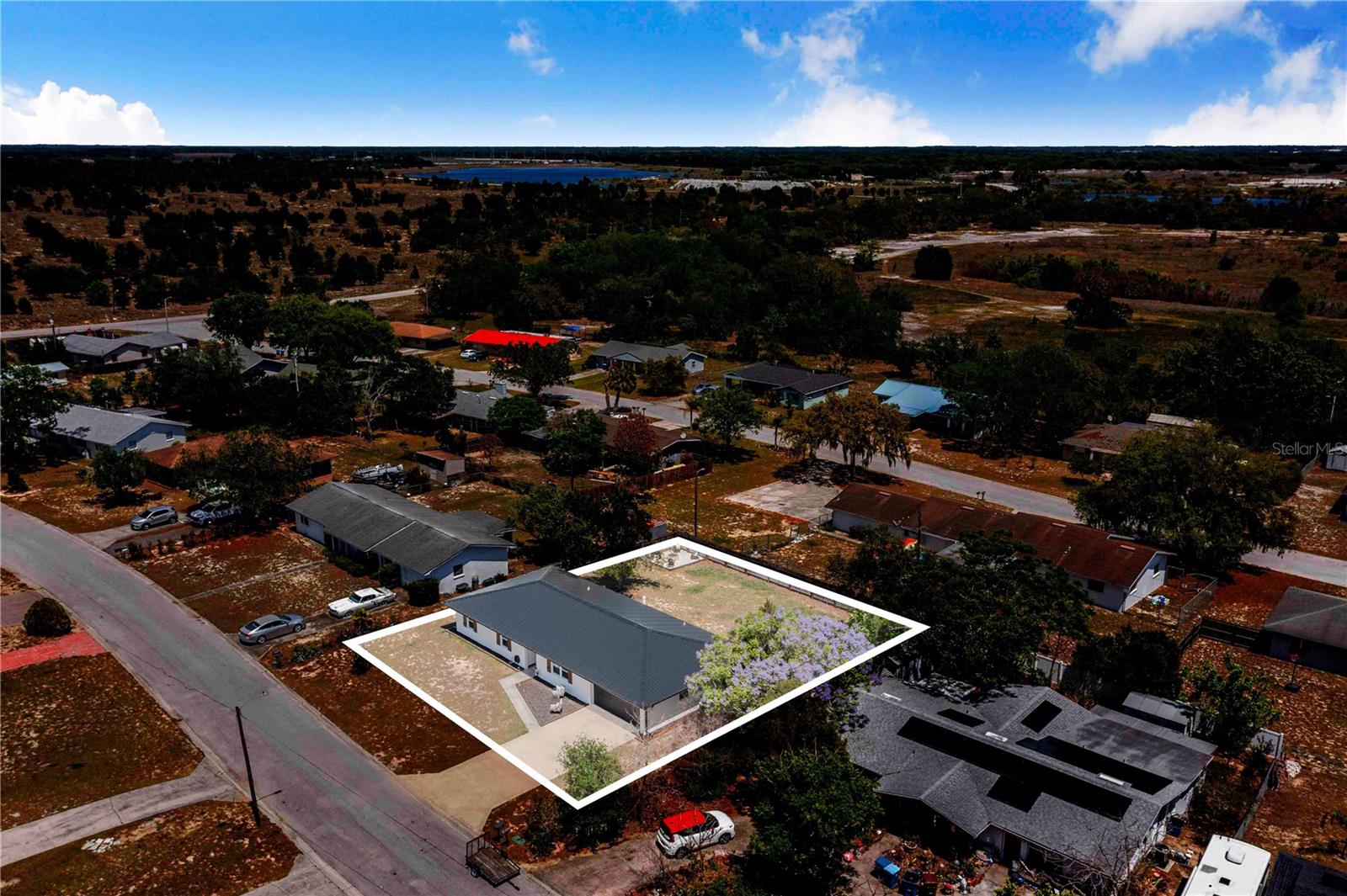 WOODLAND HILLS - Residential