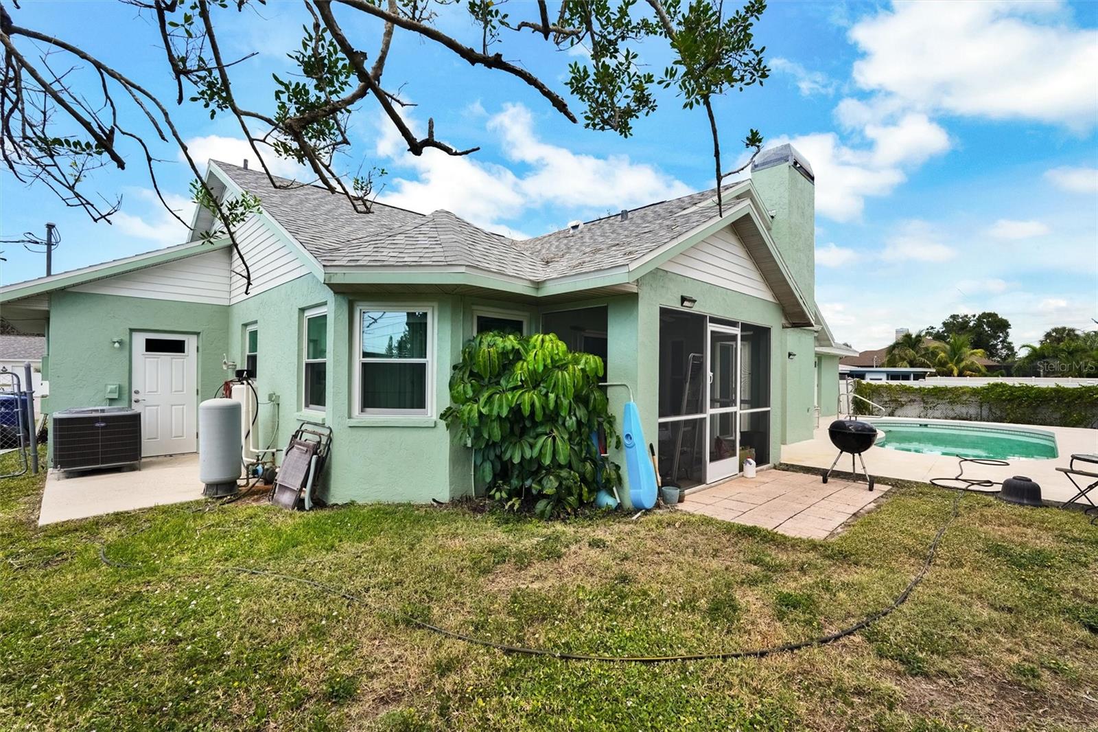 SOUTH VENICE - Residential