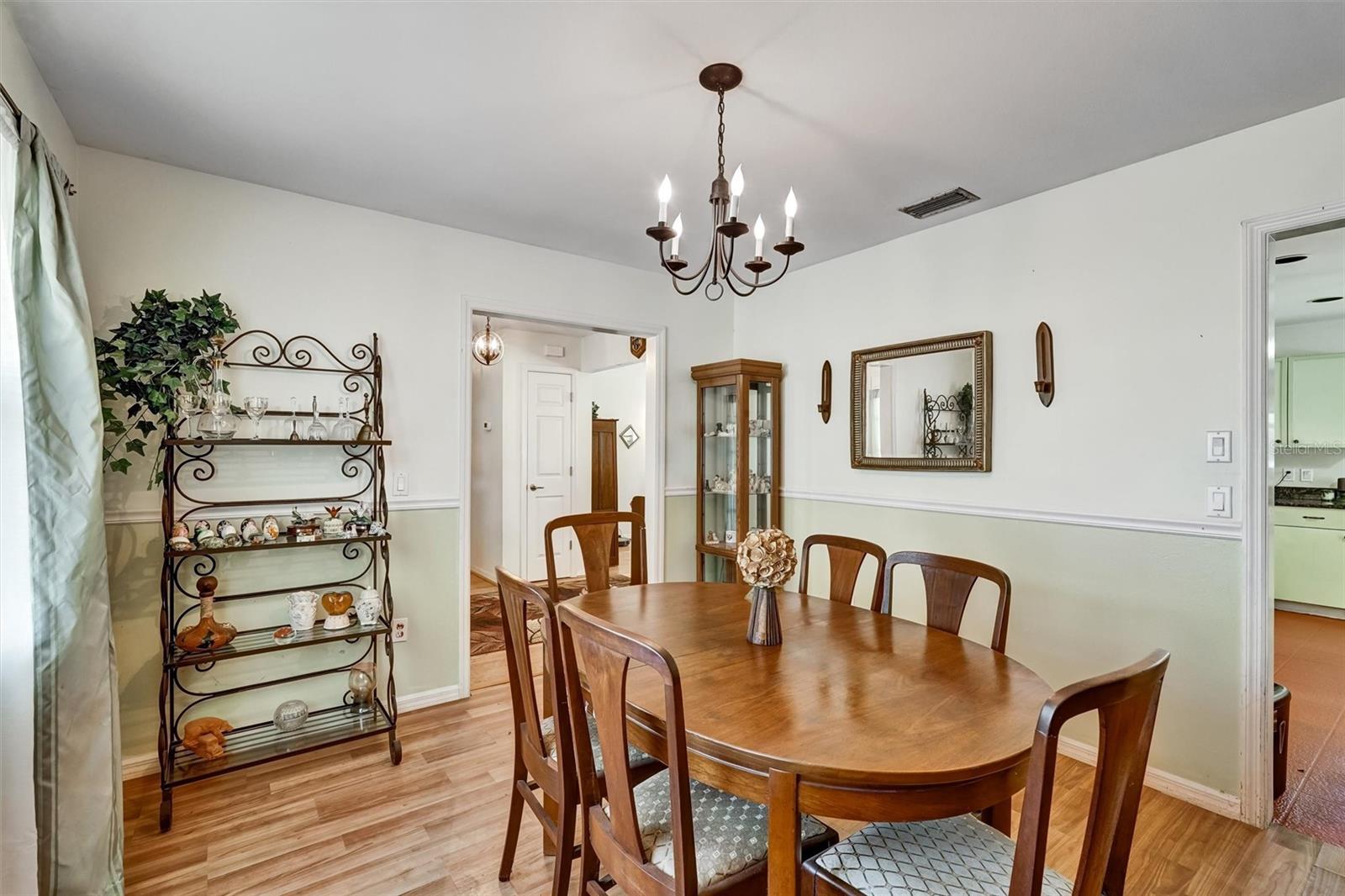 SOUTH VENICE - Residential