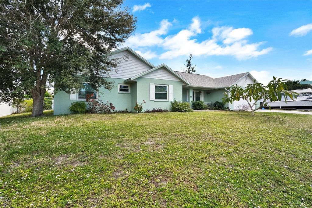 Photo of 735 Indus Road, Venice, FL 34293 (MLS # N6141027)