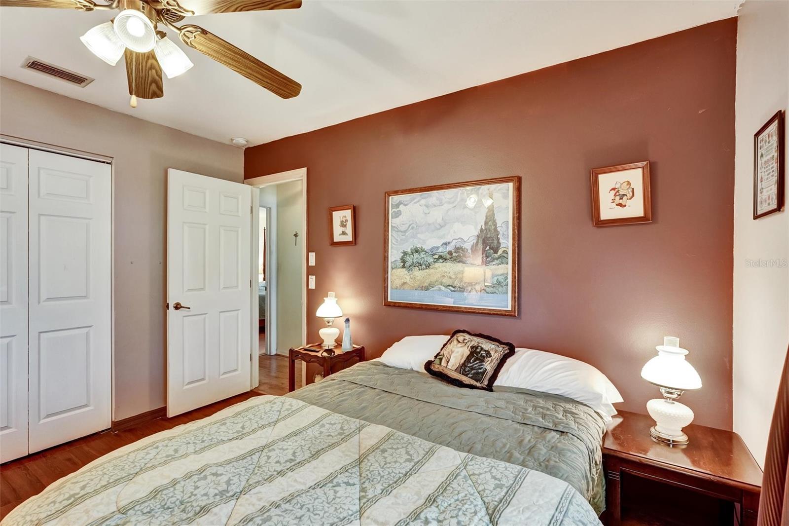 SOUTH VENICE - Residential