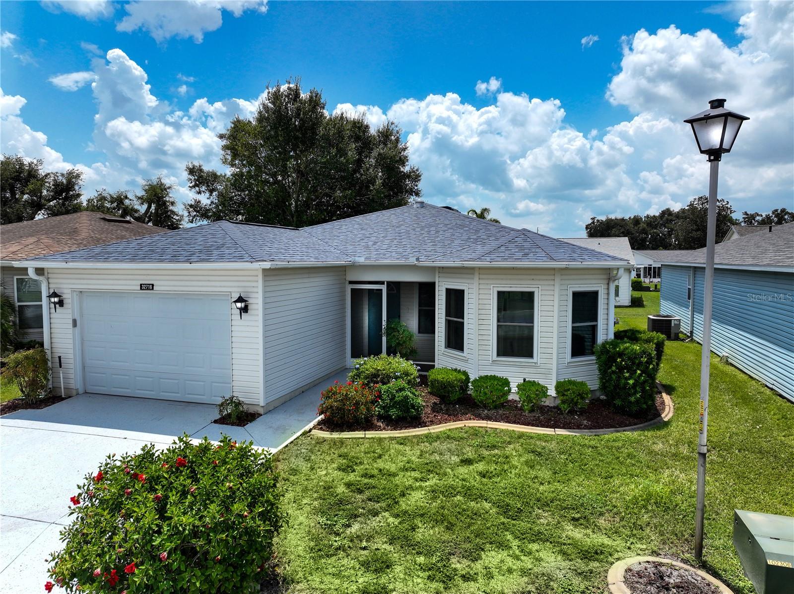 WELCOME HOME....This cute two bedroom, two bath home in the desirable Pennbrooke Fairways has a BRAND-NEW ROOF! The nice sized kitchen has a pantry, tiled floors and plenty of cabinet space plus room for a dining table. The spacious living area has vaulted ceilings, laminate flooring and opens to an enclosed lanai that can be used as a den or an office. In addition, you have two nice sized bedrooms and bathrooms. The primary bedroom has a large walk- in- closet. There are skylights, ceiling fans and blinds in the home. In addition to the enclosed lanai that is now a finished room you have a 13x18 screened lanai to enjoy relaxing in the evening. The one in a half garage has plenty of room for your car and golf cart. If you love to be active and involved Pennbrooke Fairways is the place to be. This gated community has lots of amenities to enjoy including three golf courses, two pools, fitness center, club house, RV storage, The Grill Restaurant, library, hair salon and the Grand Hall for activities and entertainment. The HOA includes, internet, cable and lawn cutting services. You will be just minutes away from Publix, The Villages and Brownwood Town Square where you can enjoy shopping, restaurants and entertainment. Call today for your personal tour!