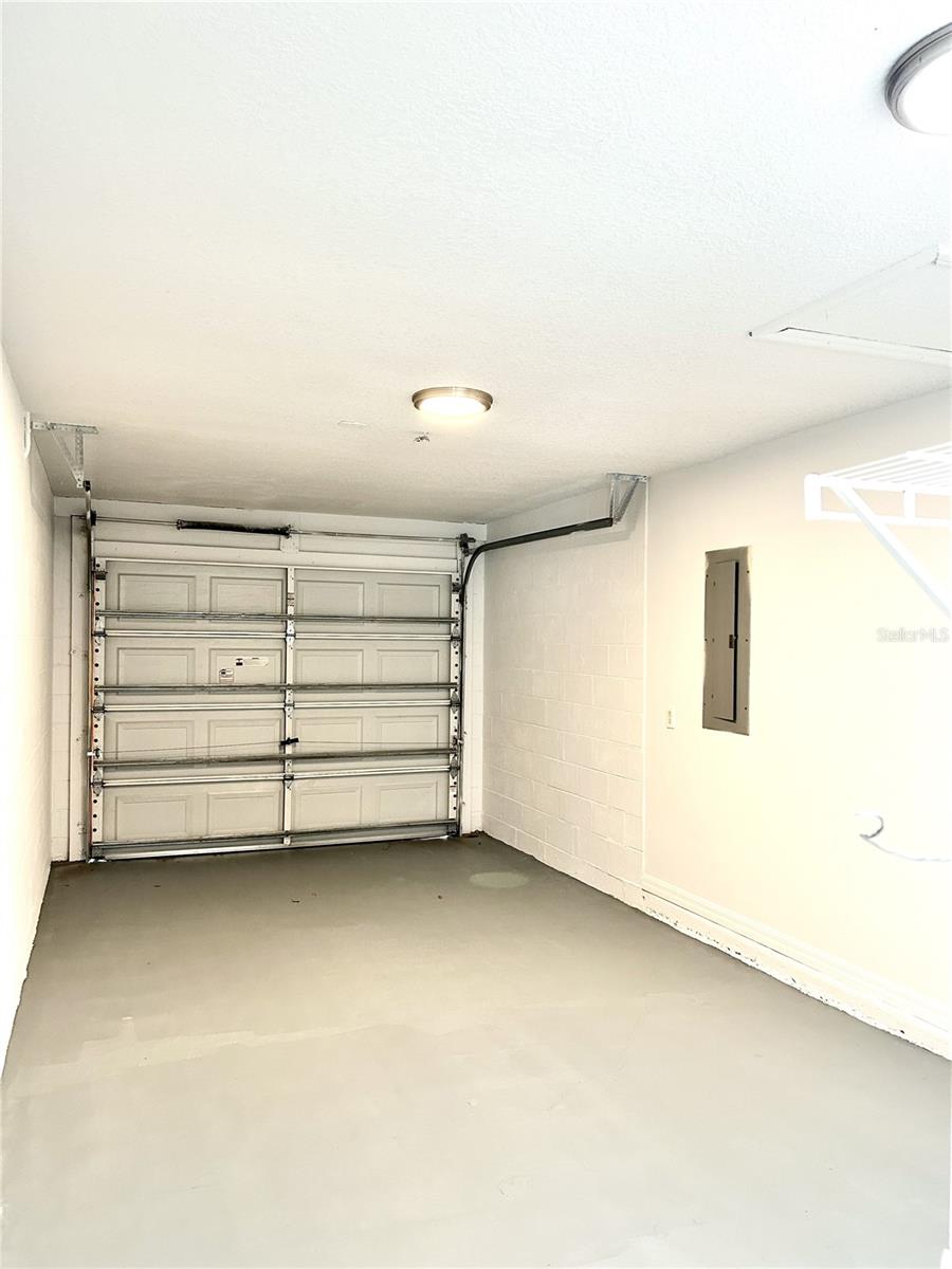 OSBORNE OAKS UNIT ONE - Residential