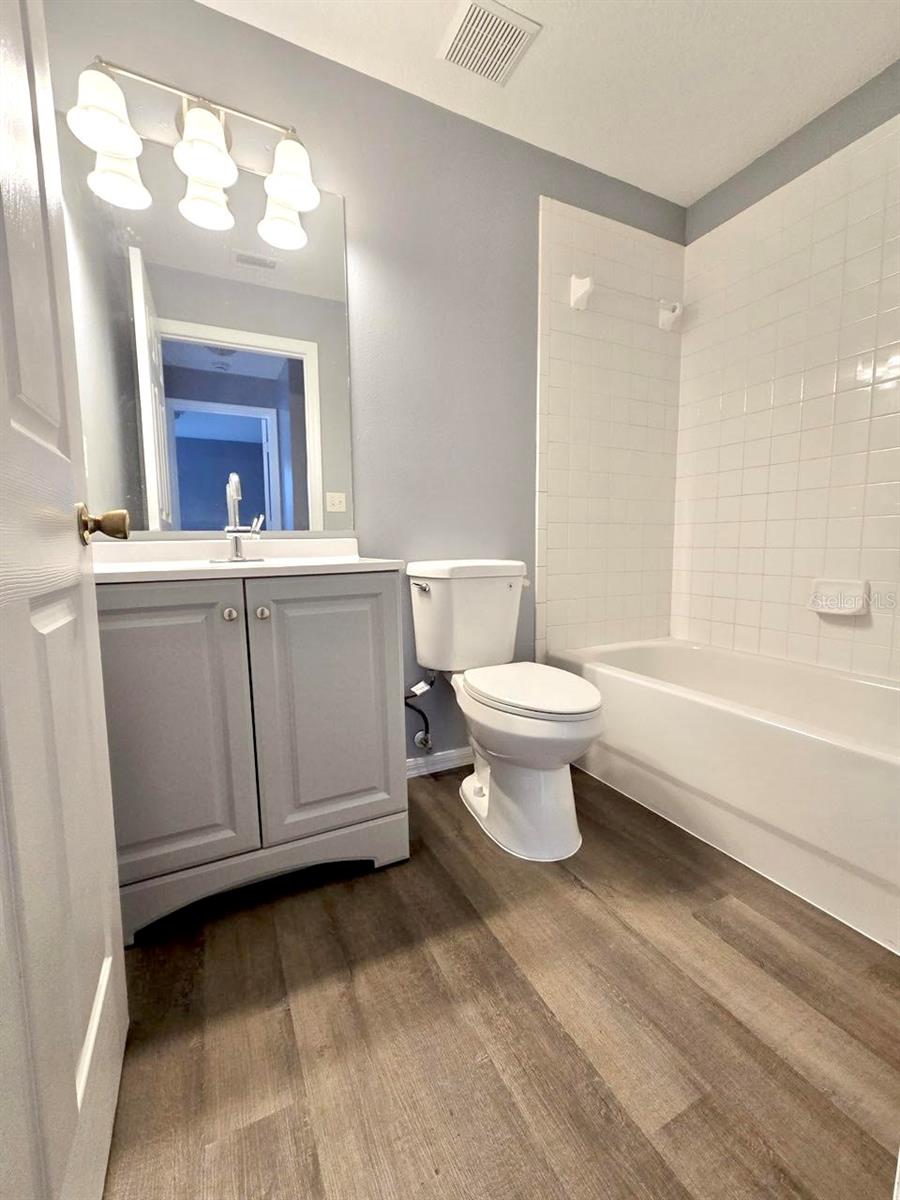 OSBORNE OAKS UNIT ONE - Residential