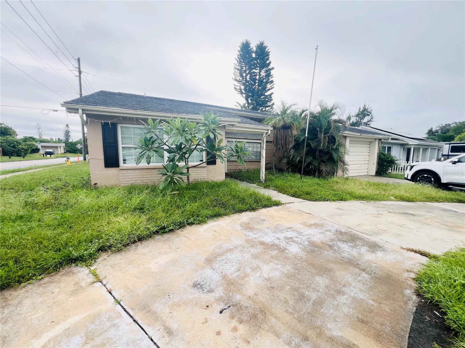 3448 SPRINGFIELD DRIVE