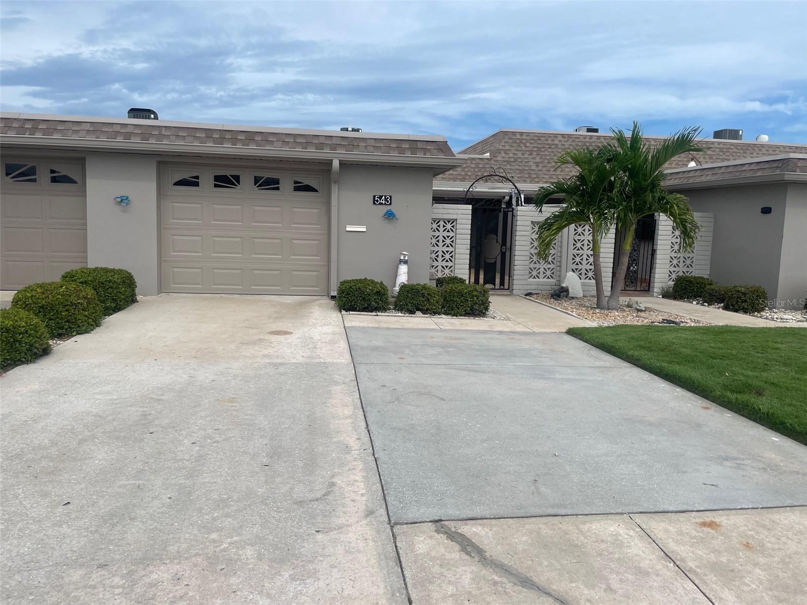 BOCA CIEGA POINT EAST - Residential