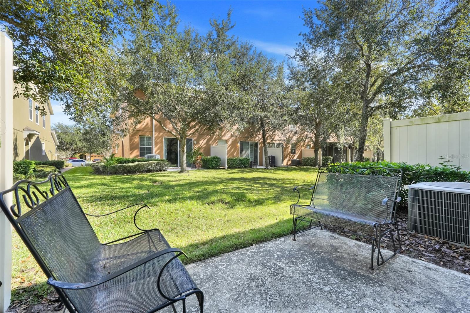 CLAYTON CROSSING TWNHMS SECOND AMD - Residential