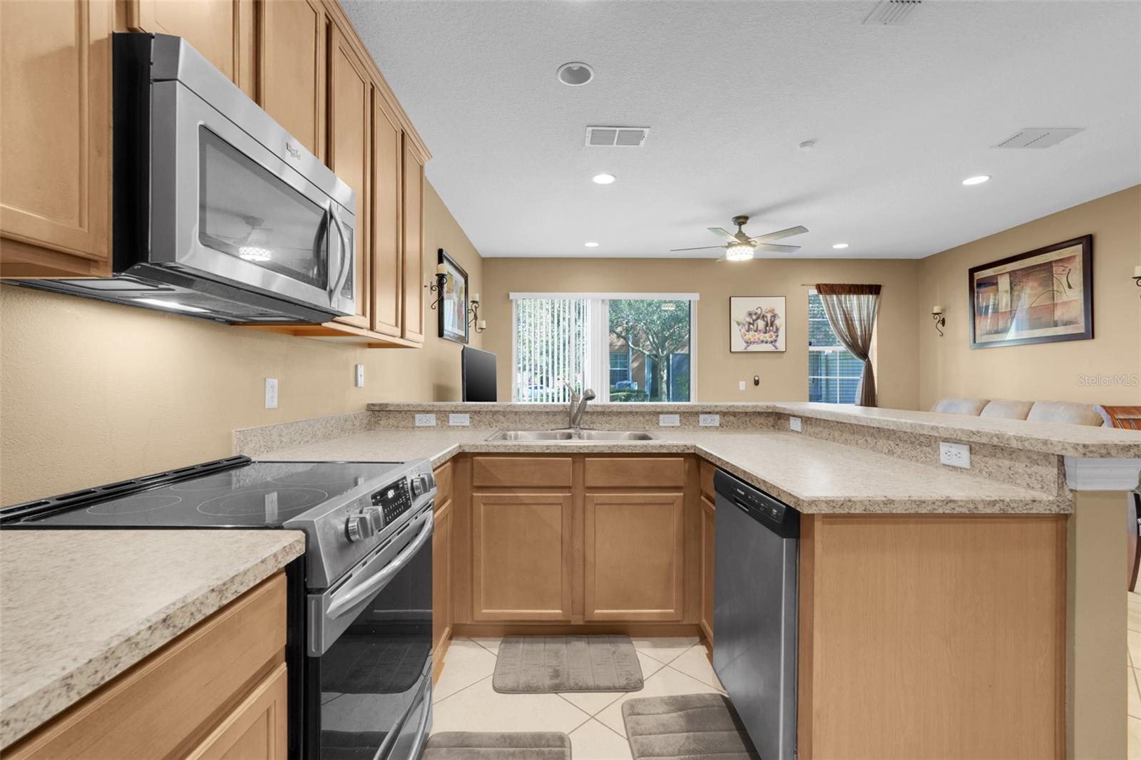 CLAYTON CROSSING TWNHMS SECOND AMD - Residential