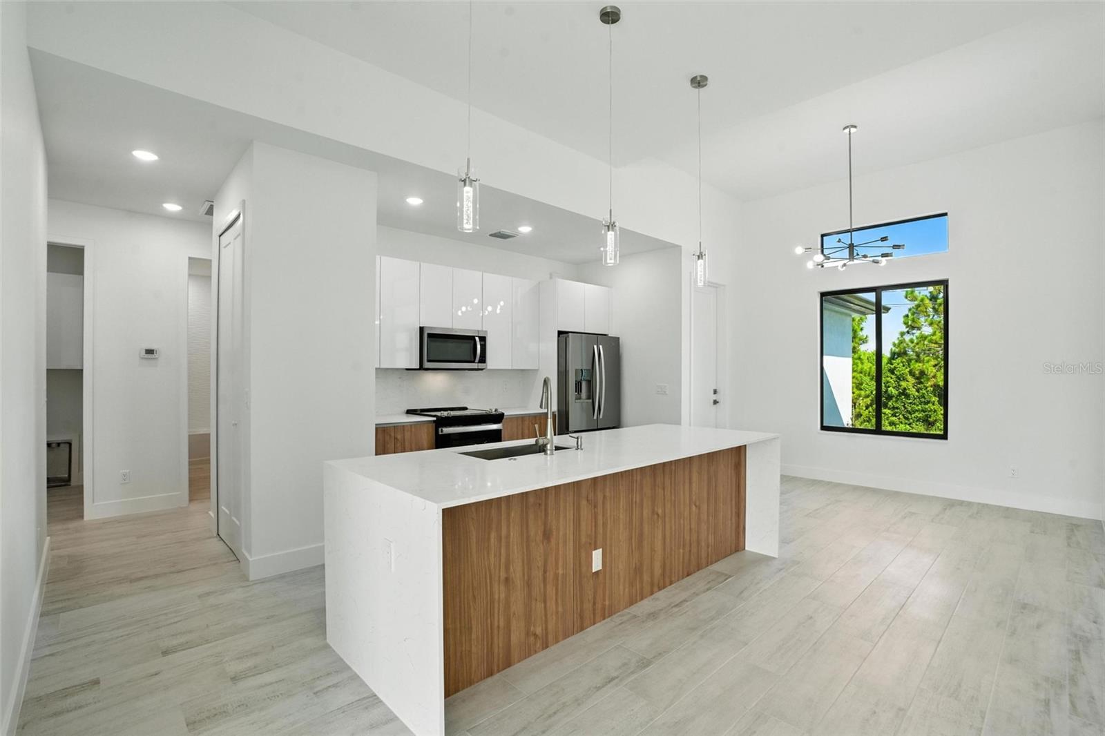 PORT CHARLOTTE SEC 081 - Residential Lease