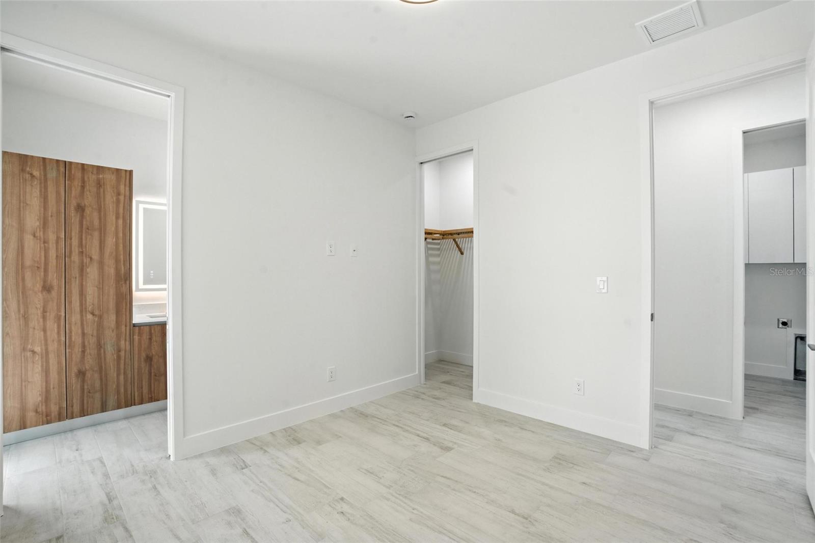 PORT CHARLOTTE SEC 081 - Residential Lease