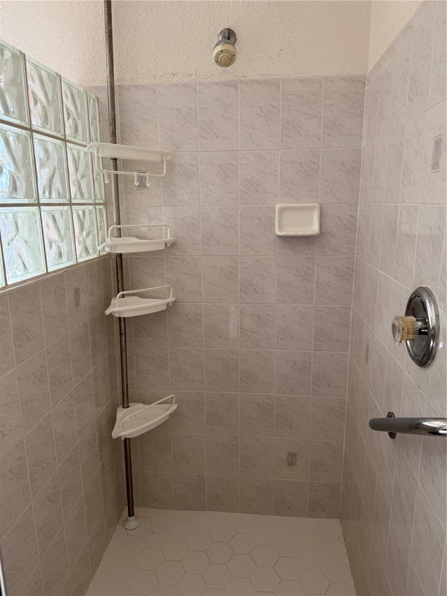 ROTONDA WEST BROADMOOR - Residential