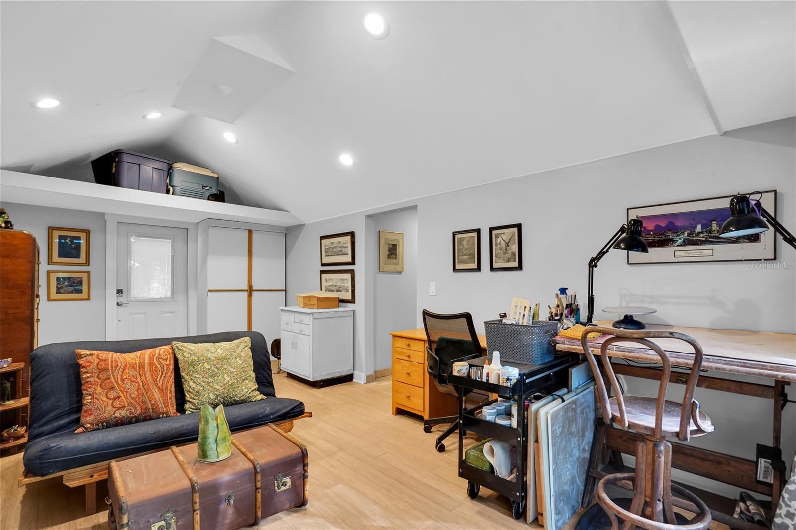 VETERAN PARK - Residential