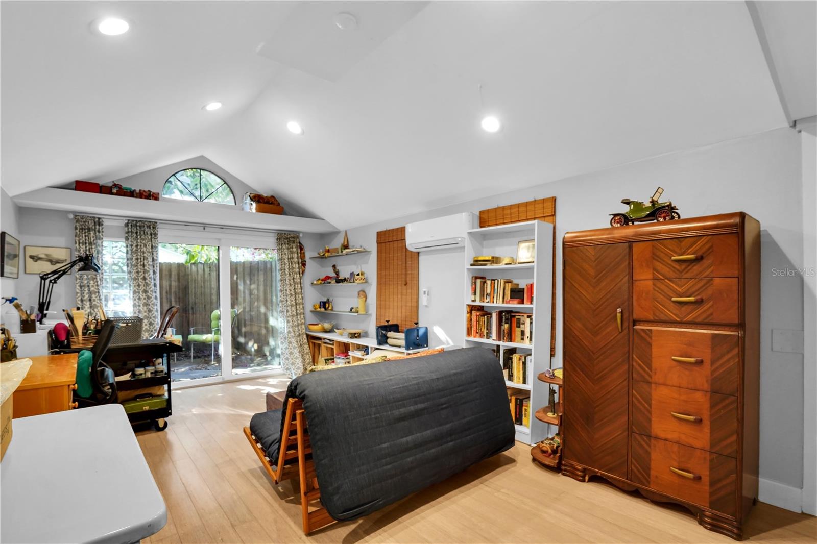 VETERAN PARK - Residential